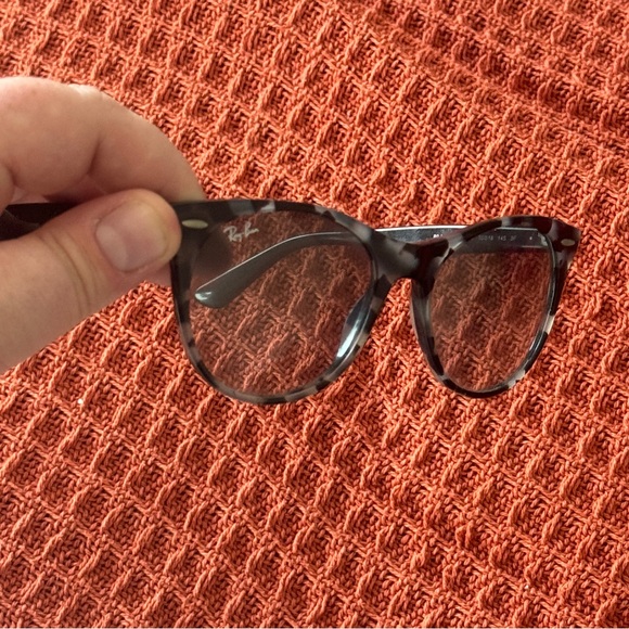 Raybans - Picture 3 of 4